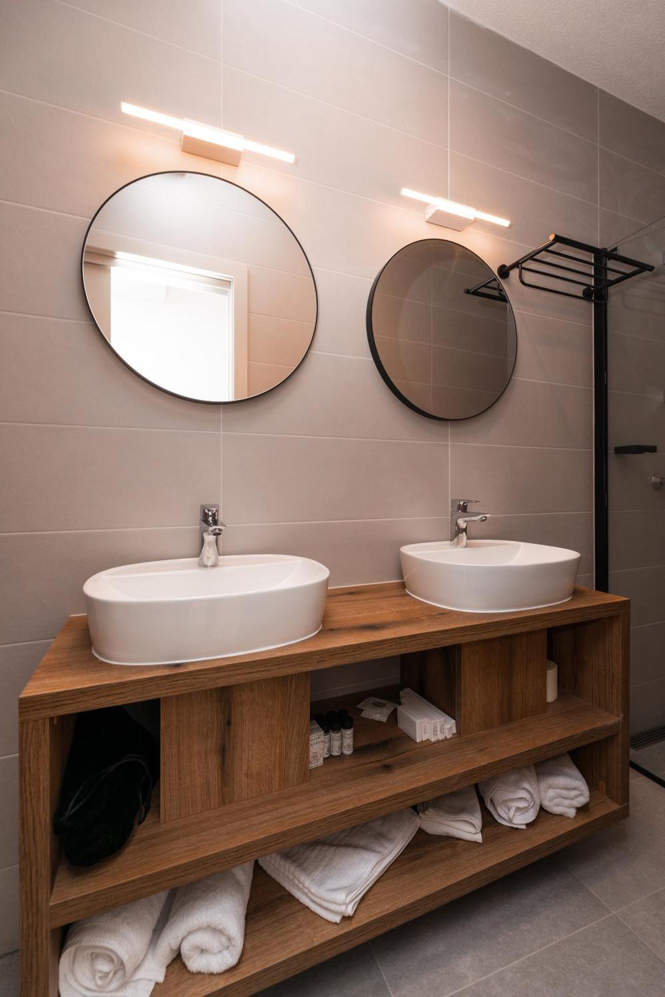 Hotel Sveta Ana Donji Humac 外观 照片